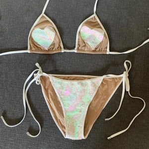 Beach Bunny Heartbreaker Bikini Set